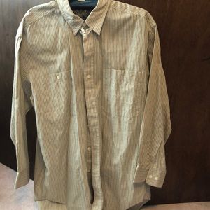 Men’s casual shirt